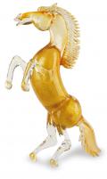 Стеклянная скульптура "Золотой конь"